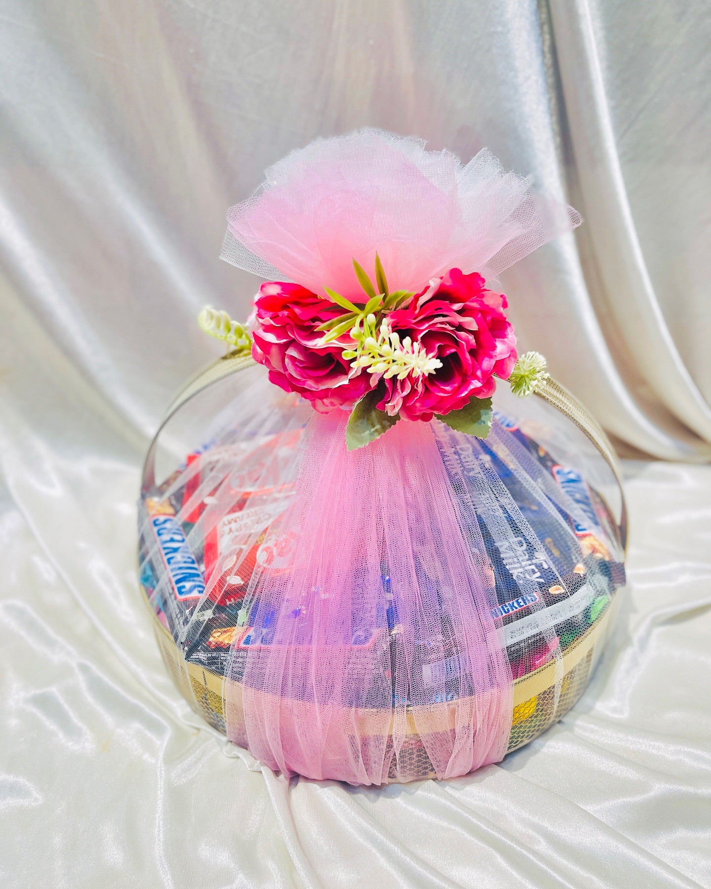 Blush Rose & Chocolate Bar Hamper