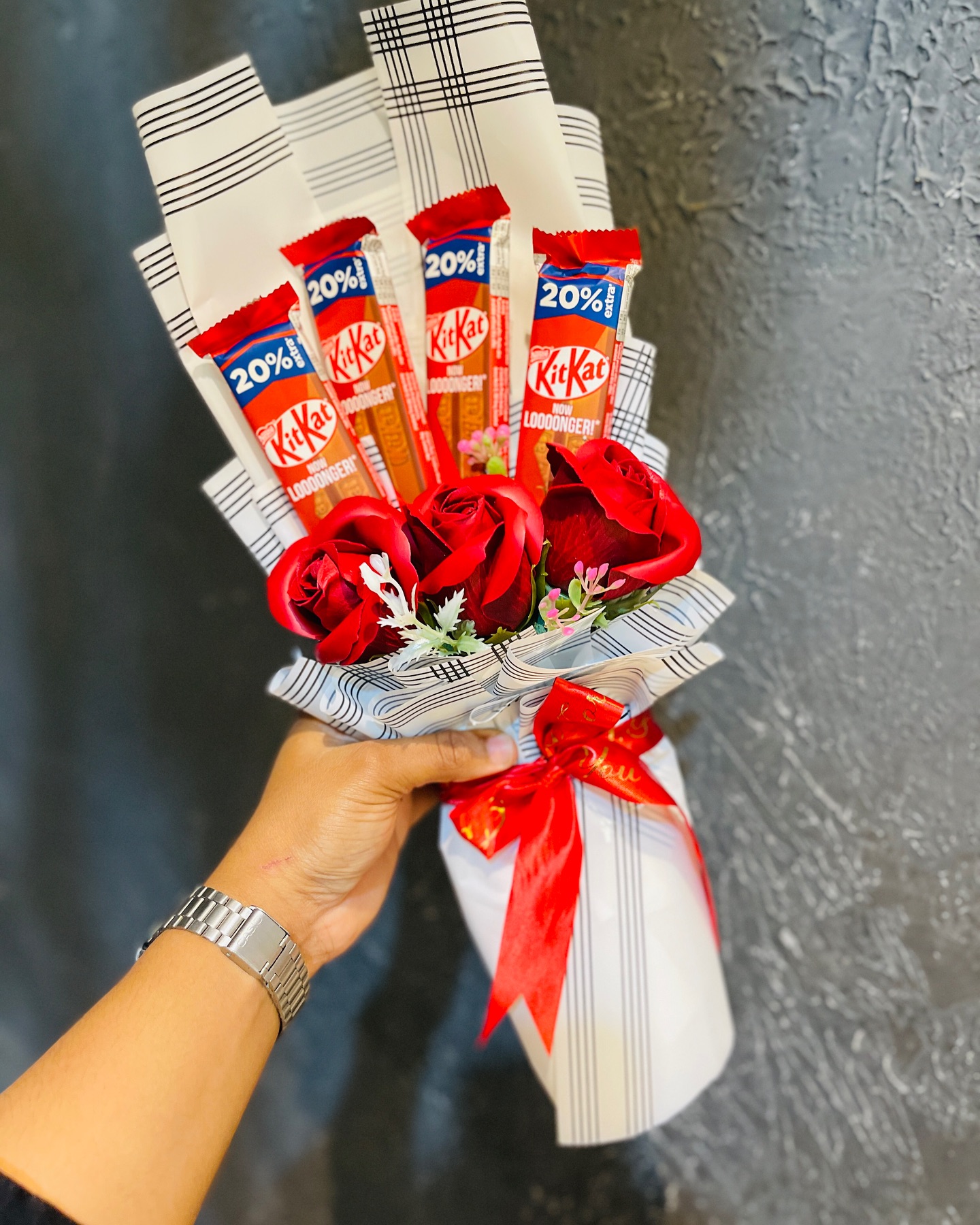 KitKat & Red Rose Bouquet