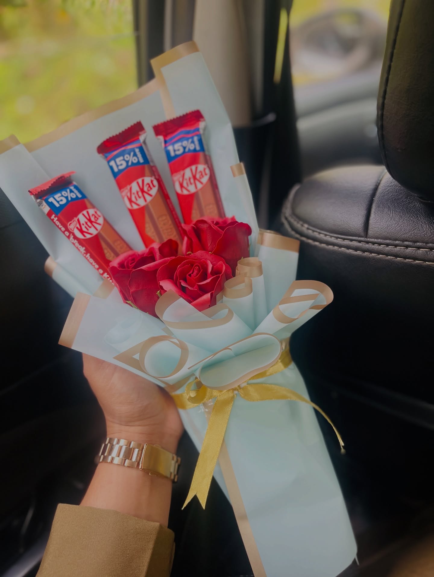 Love Notes Rose & KitKat Bouquet