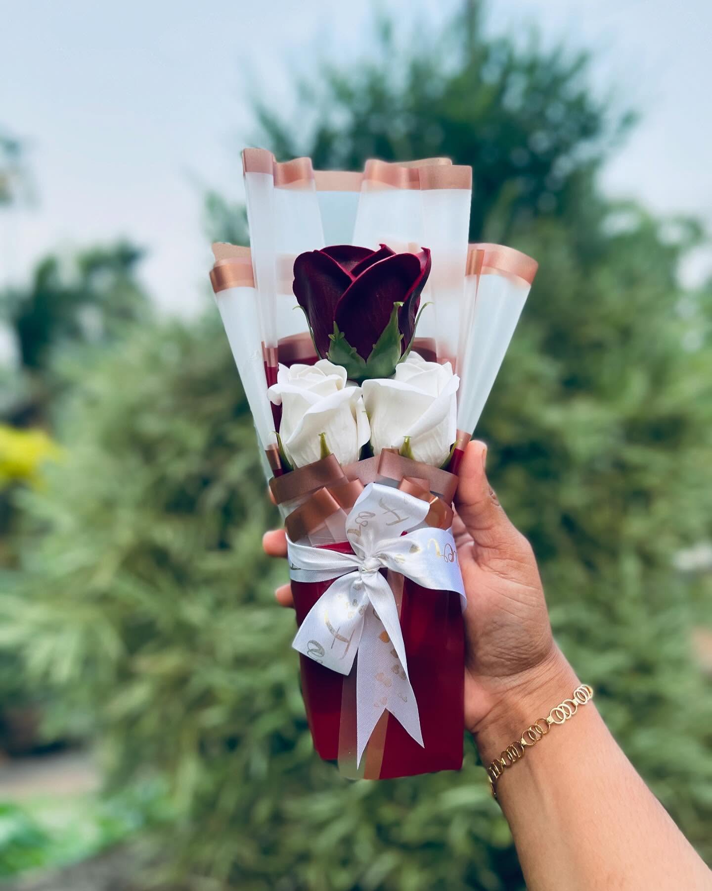 Red & White Rose Bouquet